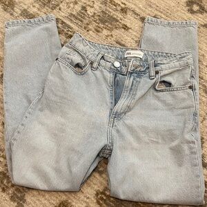 Zara Mid-Rise Ankle Length Jeans Women’s USA 4